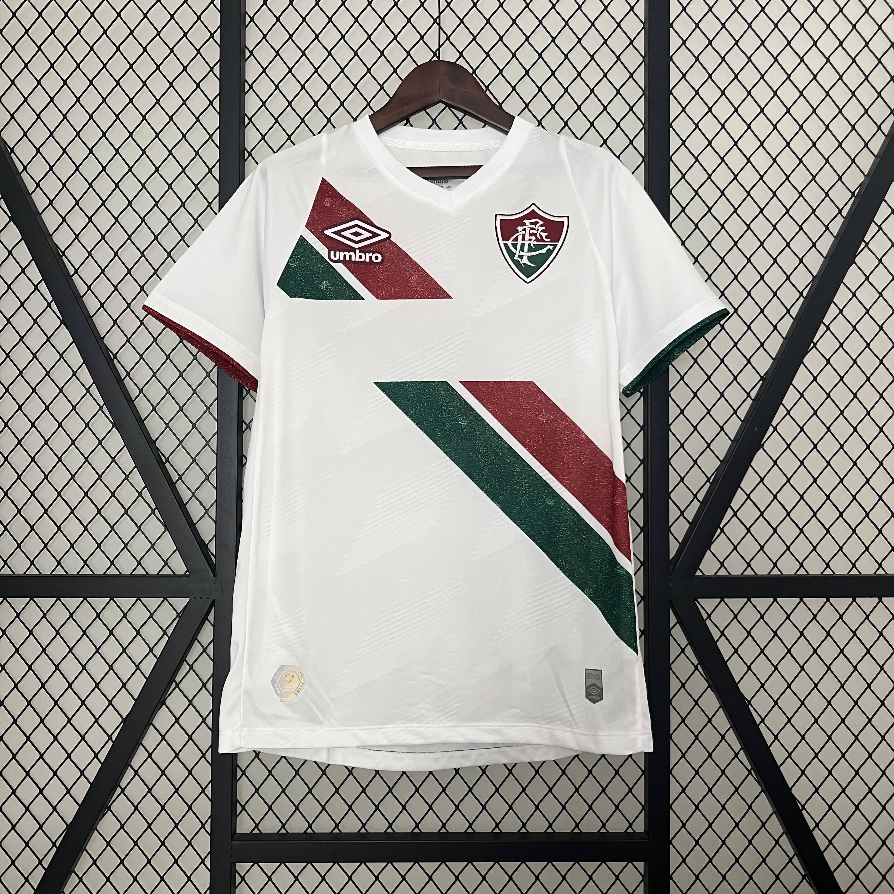 Camisa do Fluminense temporada 24/25