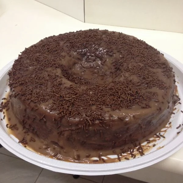 Chocolate com Cobertura de Brigadeiro Cremoso