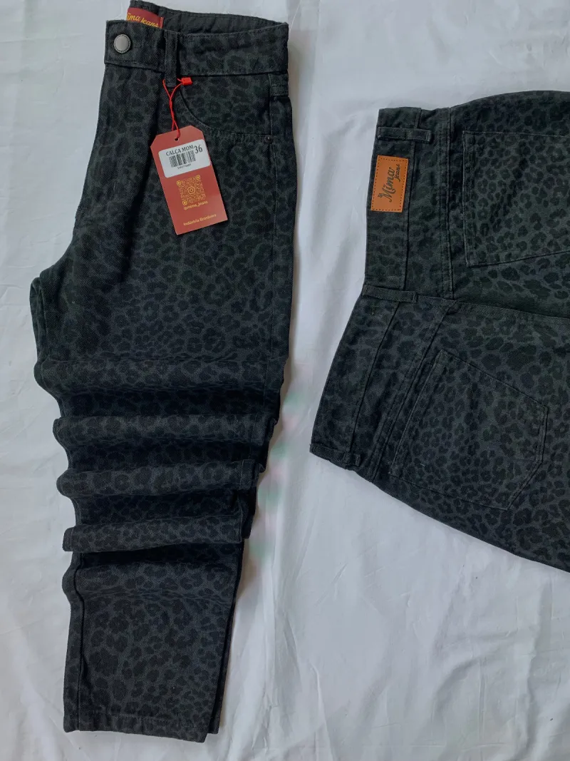 Calça de oncinha 🐆
