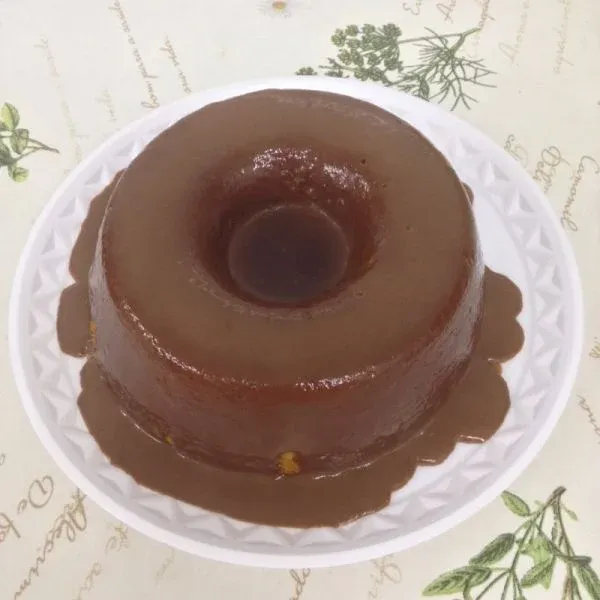 Cenoura com Cobertura Cremosa de Chocolate