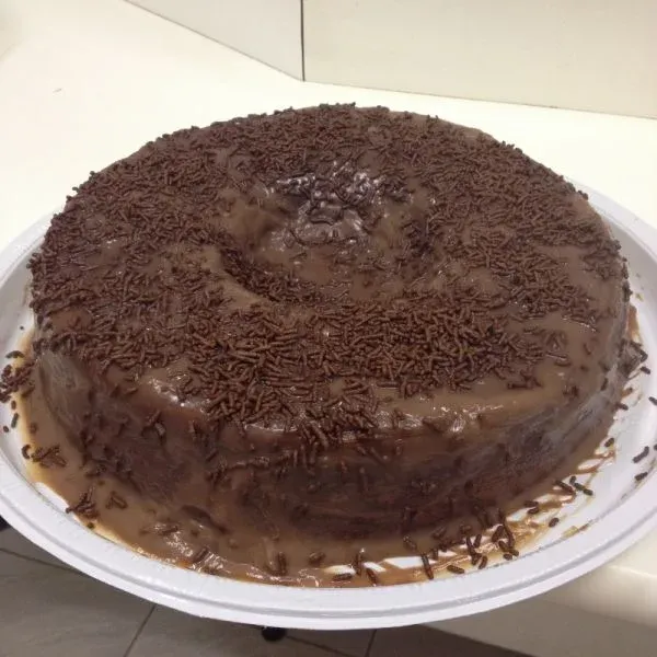 Chocolate com Cobertura de Brigadeiro Cremoso