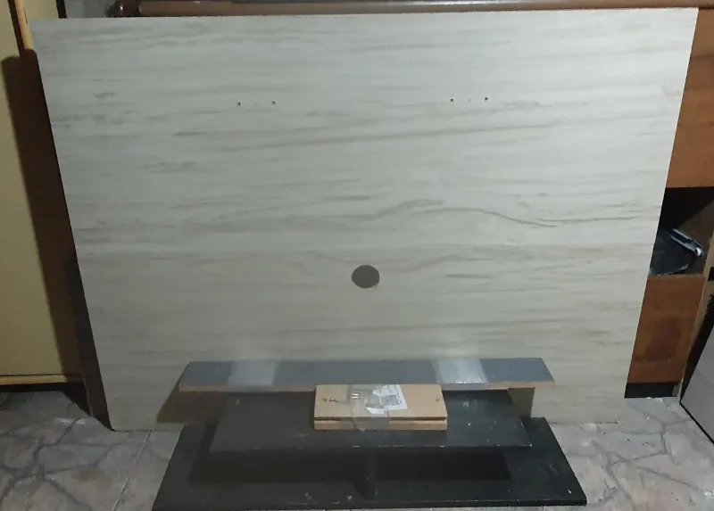 Painel TV Design Minimalista (Estilo Industrial Clean)