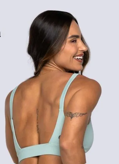 Toper Larissa